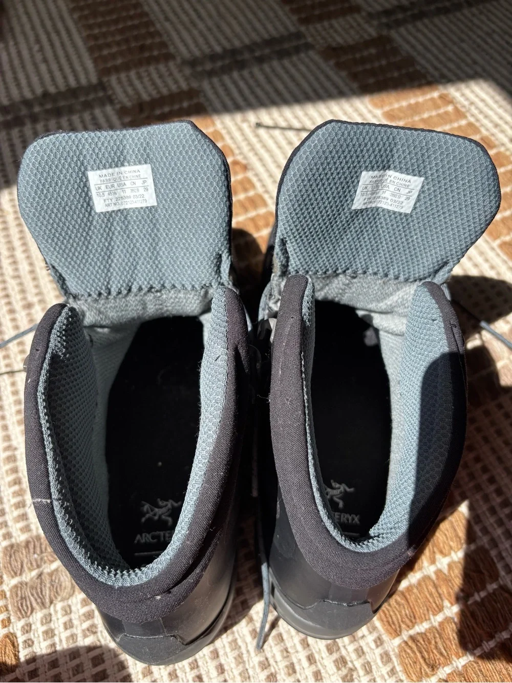 Arc'teryx Black Men's Hiking Boots